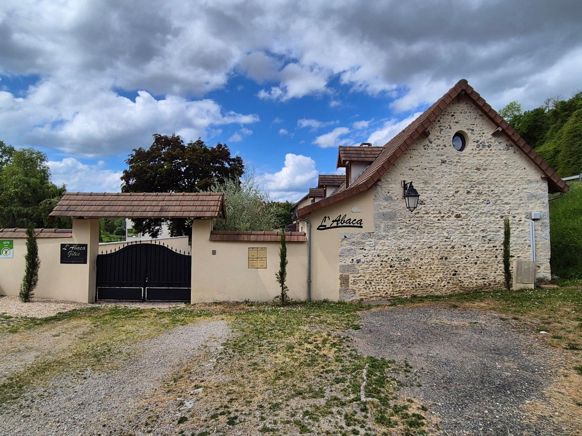 L'Abaca 21 Daire Sainte-Genevieve-les-Gasny Dış mekan fotoğraf